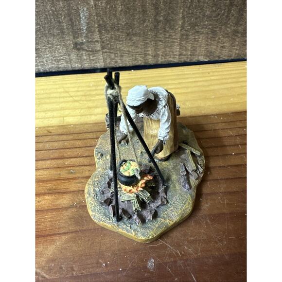 Lang And Wise Colonial Williamsburg Cooking Over Fire - Picture 4 of 5